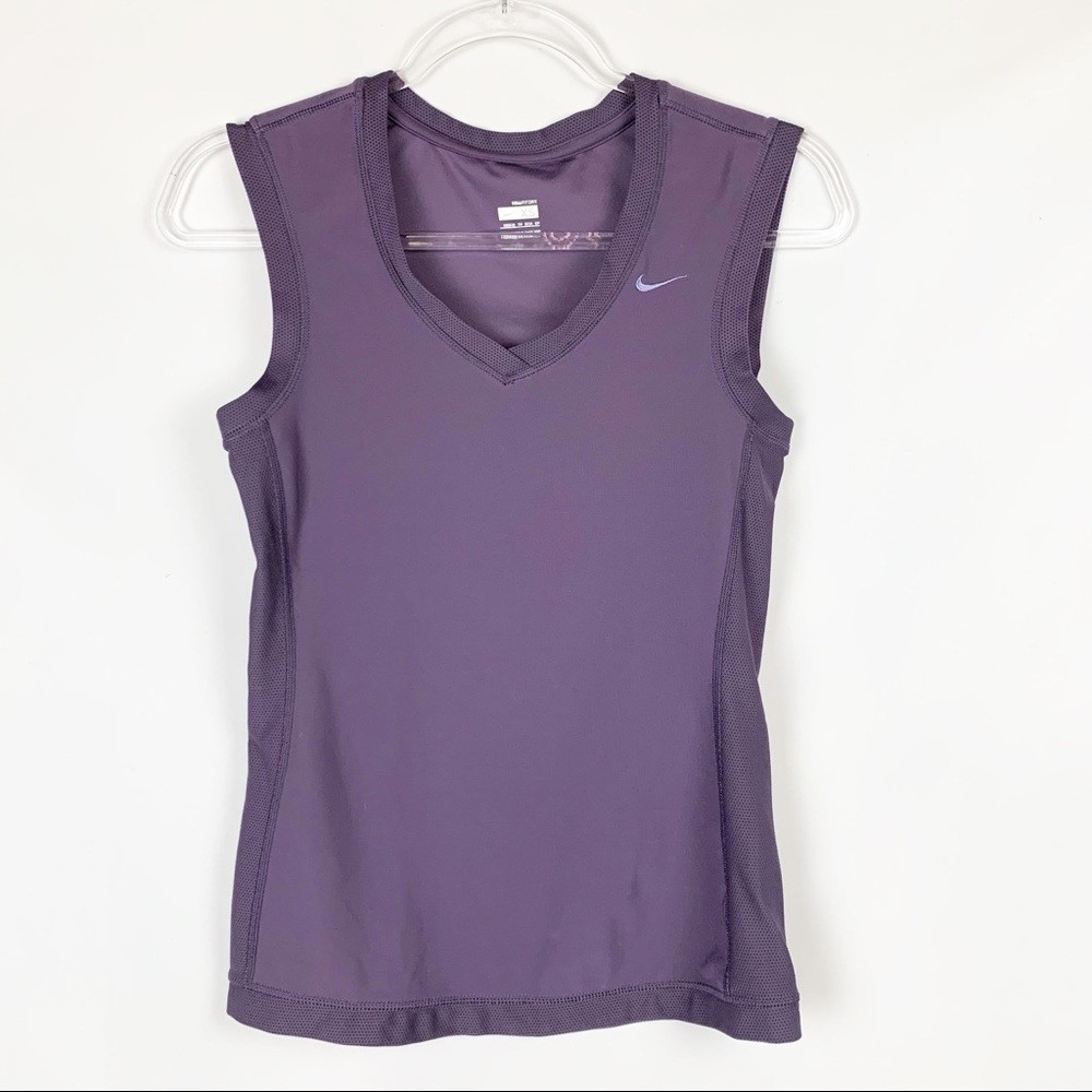 NIKE Purple sleeveless Workout dei fit top XS